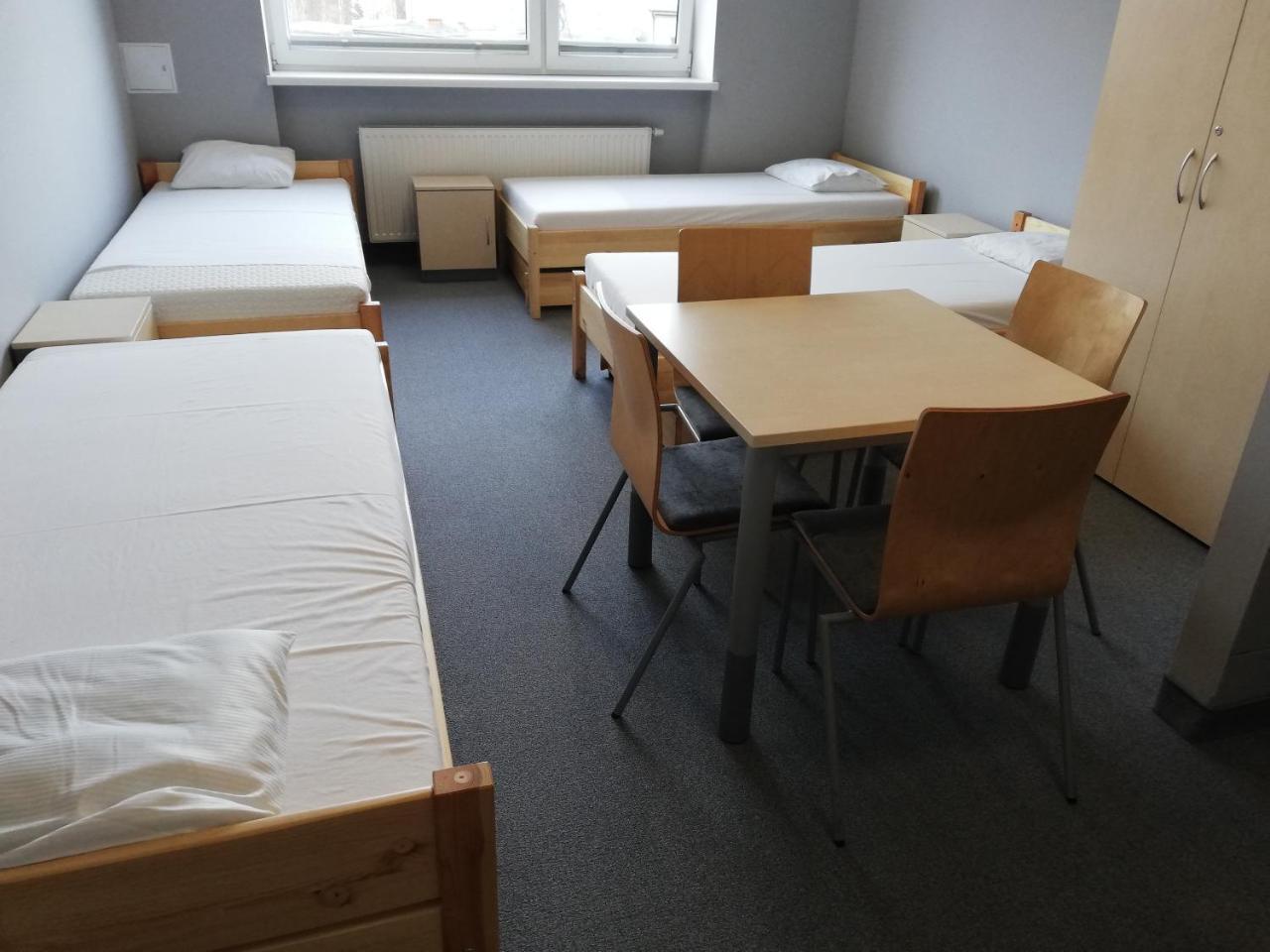 Hostel Guido Zabrze Buitenkant foto